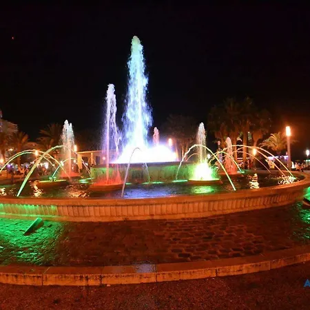 Apartbeach Murillos Centricos Climatizados Y Piscinas Apartment Salou