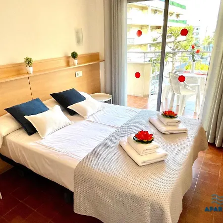 Apartbeach Murillos Centricos Climatizados Y Piscinas Apartment